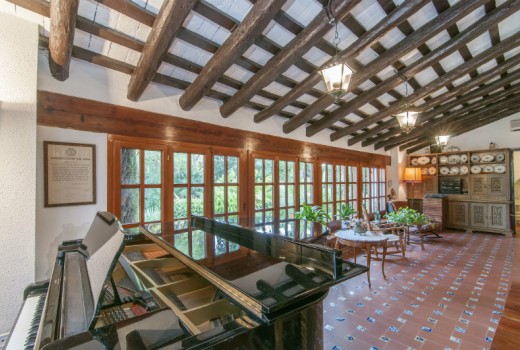 Venta - Chalet -
Barcelona