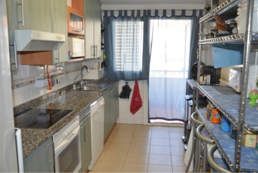 Sale - Piso -
Barcelona