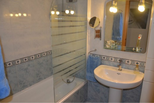 Sale - Piso -
Barcelona