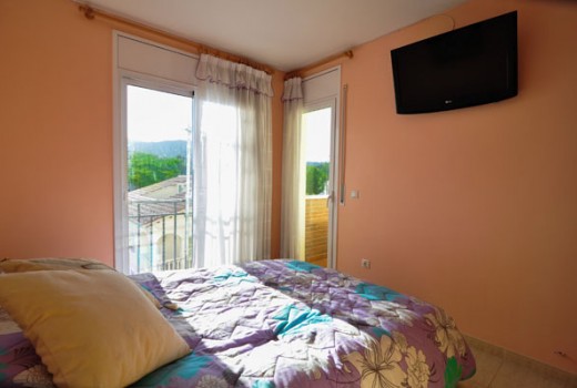 Sale - Adosado -
Roda de Bara