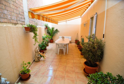 Sale - Adosado -
Roda de Bara