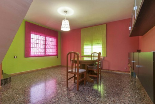 Sale - Chalet -
Gava