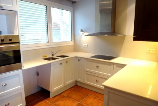 Venta - Chalet -
Castelldefels