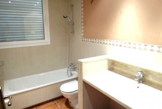 Venta - Chalet -
Castelldefels