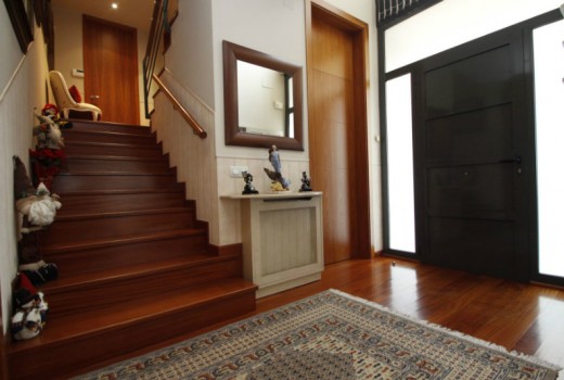 Venta - Chalet -
Castelldefels