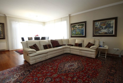 Venta - Chalet -
Castelldefels