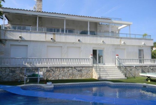 Sale - Chalet -
Patja de Aro - Sant Feliu de Guixols - Sant Antoni de Calonge - Costa