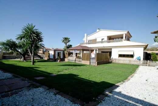 Sale - Chalet -
Calafell