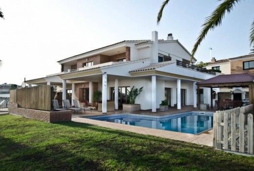 Sale - Chalet -
Calafell