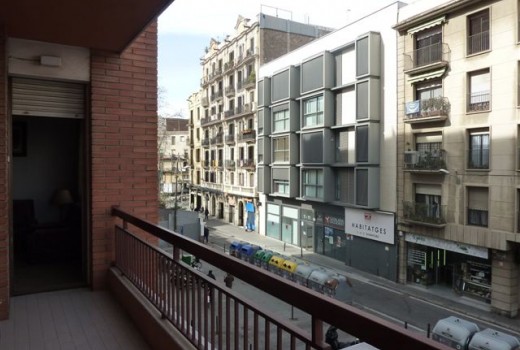 Sale - Piso -
Barcelona