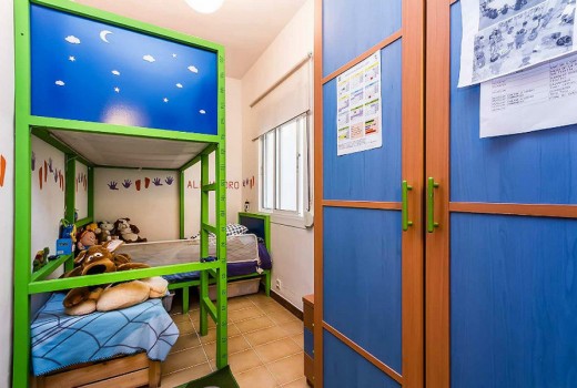 Sale - Piso -
Barcelona