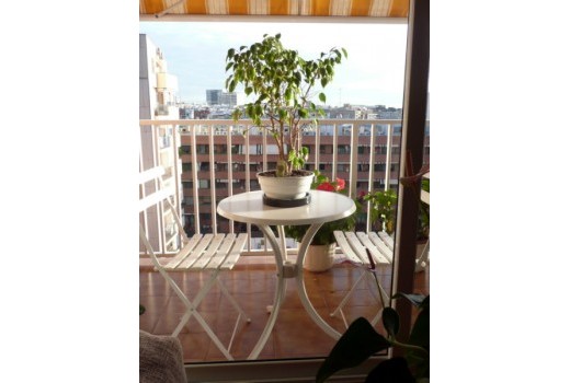 Sale - Piso -
Barcelona