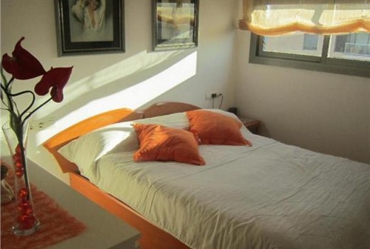 Sale - Piso -
Barcelona