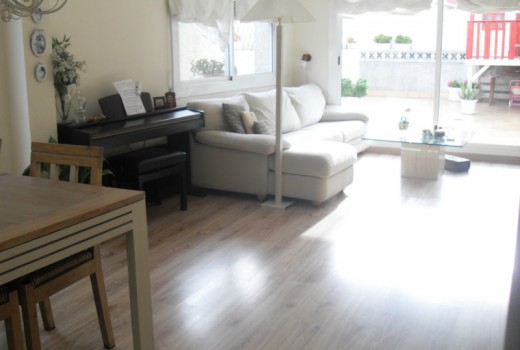 Sale - Adosado -
Calella