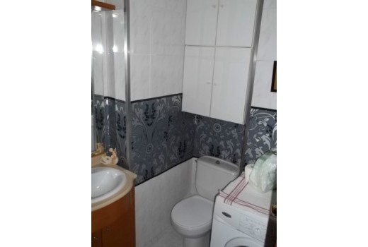 Sale - Piso -
Barcelona