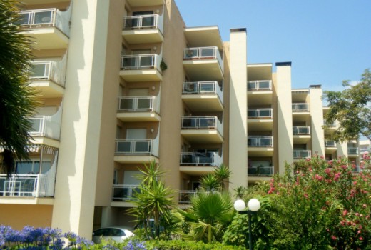 Venda - Piso -
Barcelona