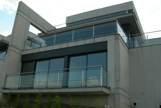 Sale - Chalet -
Barcelona