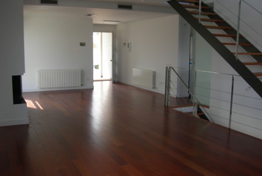 Sale - Chalet -
Barcelona