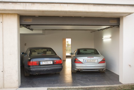 Sale - Chalet -
Barcelona