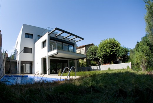 Sale - Chalet -
Barcelona