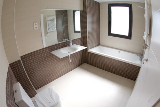 Sale - Chalet -
Barcelona