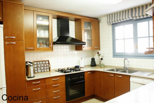 Sale - Adosado -
Barcelona