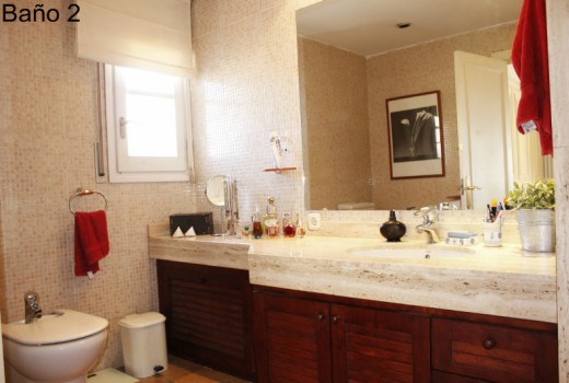 Sale - Adosado -
Barcelona