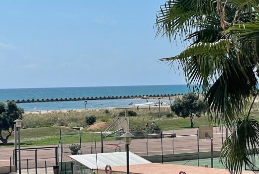 Sale - Piso -
Cubellas