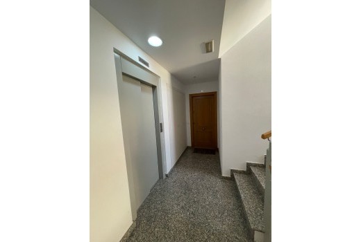 Sale - Piso -
Cubellas