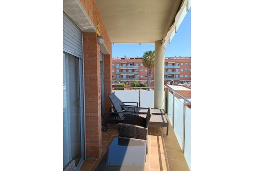 Sale - Piso -
Cubellas