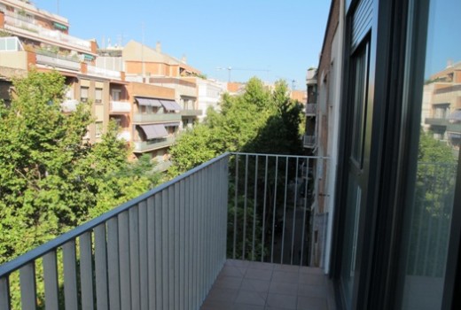 Sale - Piso -
Barcelona