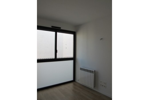 Sale - Piso -
Barcelona