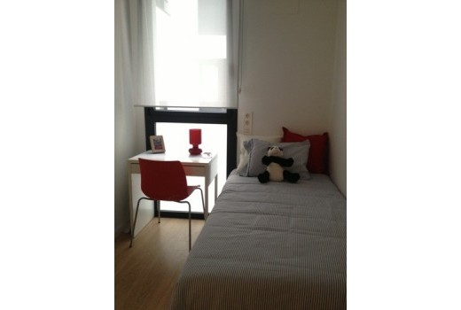 Sale - Piso -
Barcelona