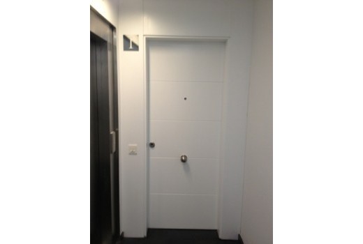 Sale - Piso -
Barcelona