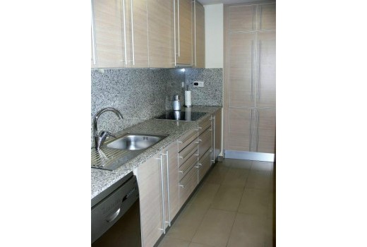 Sale - Piso -
Barcelona