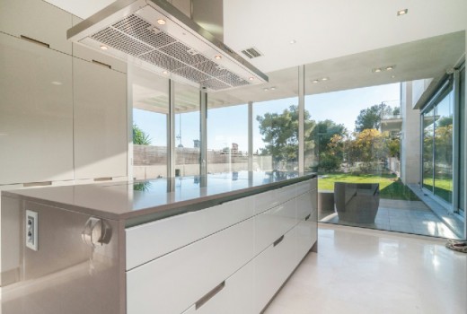 Sale - Chalet -
Castelldefels