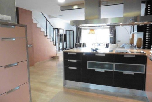 Sale - Town house -
Gava