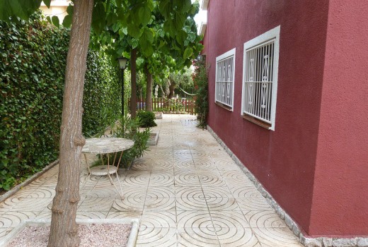 Sale - Chalet -
Sitges