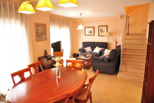 Sale - Adosado -
Cambrils