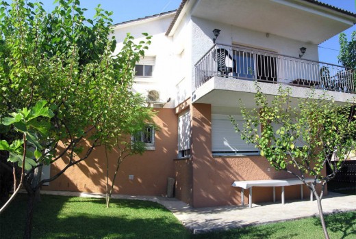 Venta - Chalet -
Cunit