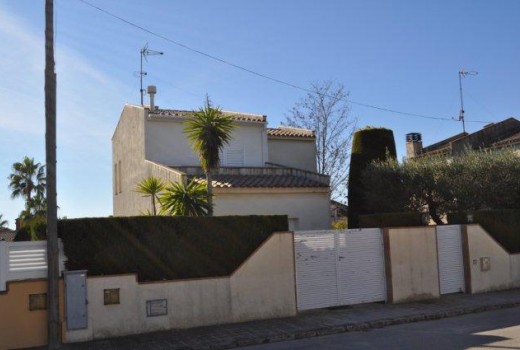 Venda - Chalet -
Calafell