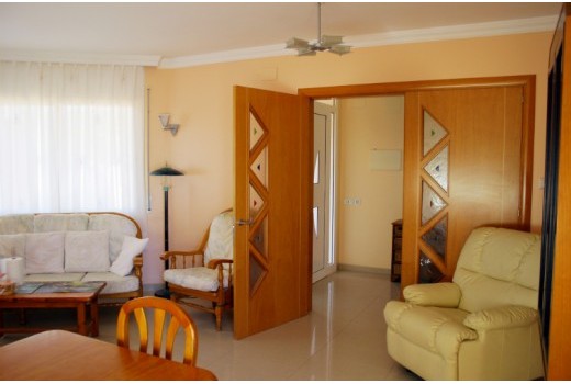 Sale - Chalet -
Barcelona