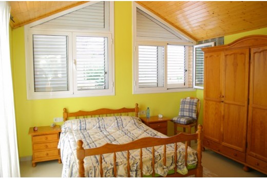 Sale - Chalet -
Barcelona