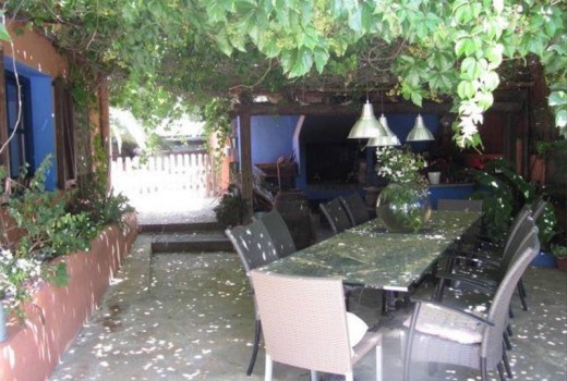 Sale - Chalet -
Barcelona