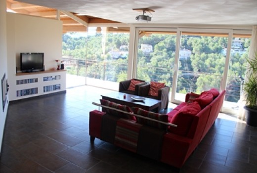 Sale - Chalet -
Barcelona