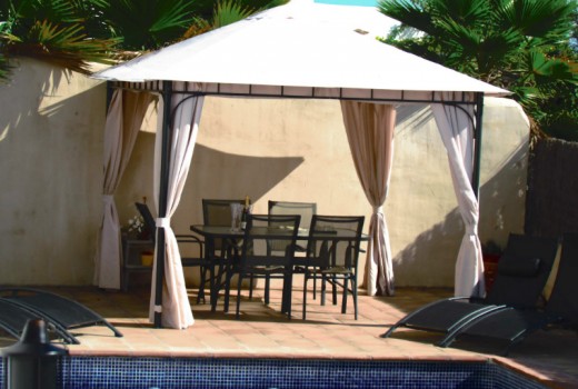 Venda - Chalet -
Barcelona