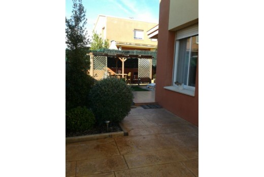 Sale - Adosado -
Cambrils