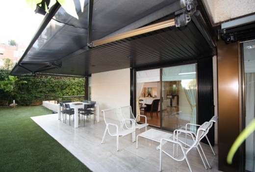 Sale - Piso -
Barcelona