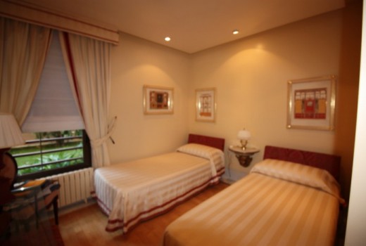 Sale - Piso -
Barcelona