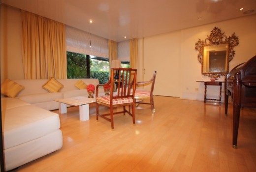 Sale - Piso -
Barcelona